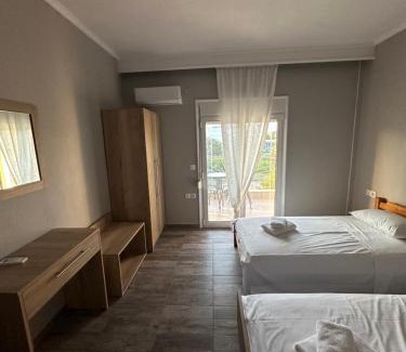 Stavros Apartamento | Three Roots House