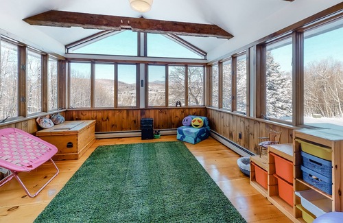 Warren Casa | Three-story family-friendly home w/ ping-pong & foosball tables, WiFi, and view