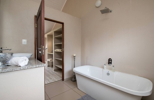 Tshwane Casa | Three Thymes Inn
