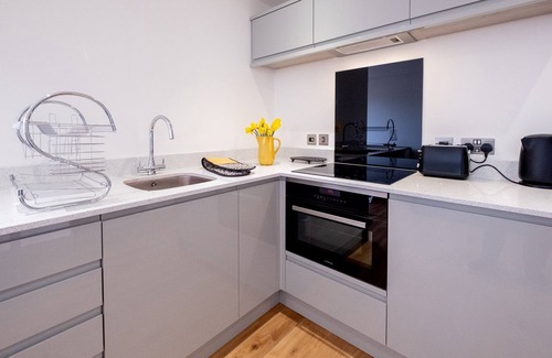 Pettistree Cabaña | Roble - Three Tuns Apartments, Pettistree