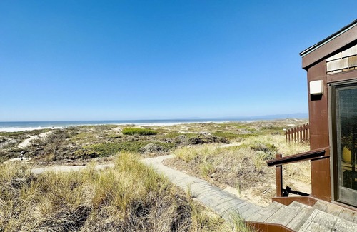 Castroville Casa | Three Vases Beach House at the Dunes