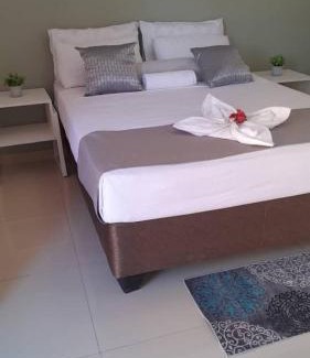 Maun Cama Y Desayuno | Thukhana House