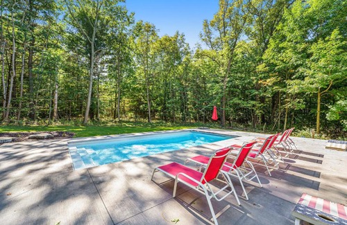 Fennville Casa | Thunder Road