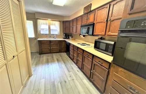 Butternut Cabina | Thunderhead Lodge ~ Main House | 3 Bed, 2 Bath