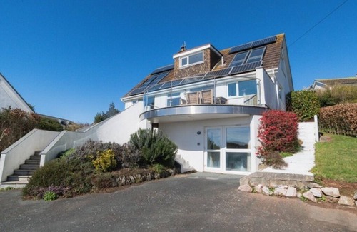 Thurlestone Casa | Thurlestone Beach House with Sea Views