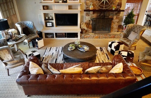 Alpine Casa | Thyme in the Pines country living for large families or groups.