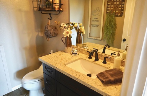 Alpine Casa | Thyme in the Pines country living for large families or groups.