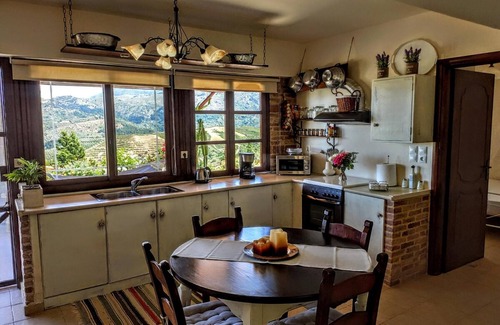 Loulos Casa | Thymes traditional house