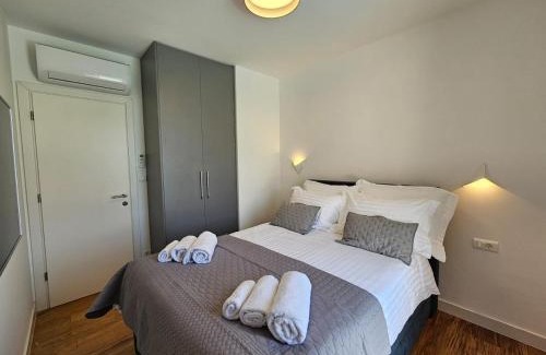 Kastel Gomilica Villa | TI Amo Holiday House with heathed pool