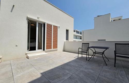 Kastel Gomilica Villa | TI Amo Holiday House with heathed pool