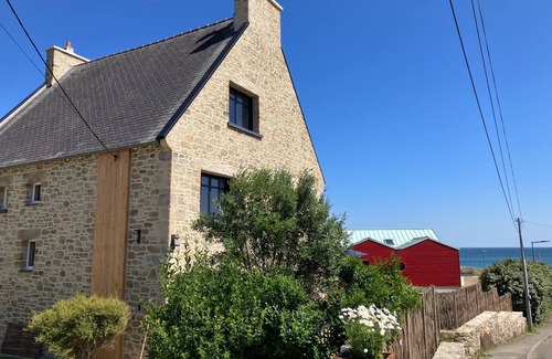 Finistere Cabaña | Ti an Aod-Breton beach house with heated pool for 10
