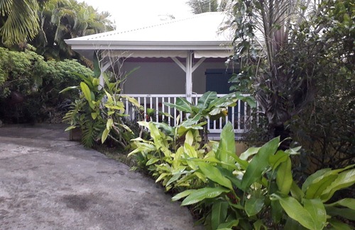 Sainte-Anne Casa | Alquiler de bungalow ti case gwada "ti parrot"