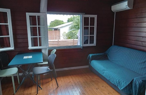 Le Centre Chalet De Esquí | Ti caze des papayes