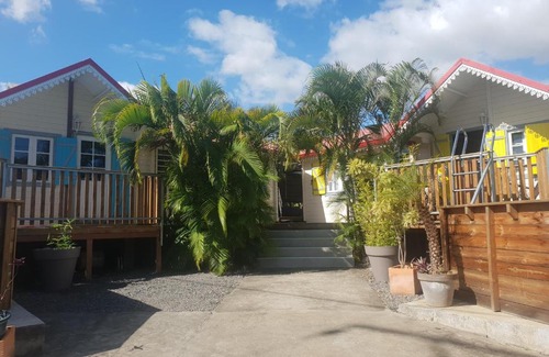 Le Centre Chalet De Esquí | Ti caze des papayes