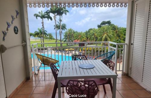 Gros Raisins Apartamento | Ti coco luce studio à Sainte Luce dans village de vacances