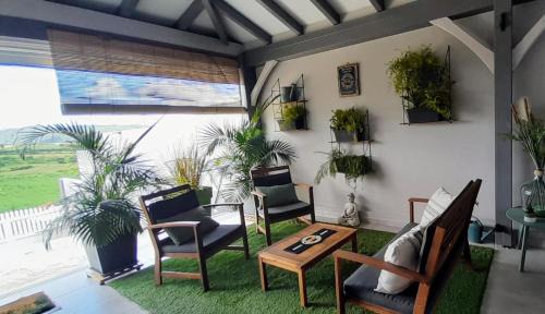 Sainte-Luce Casa | TI GARDEN et son jacuzzi privé à Ste Luce