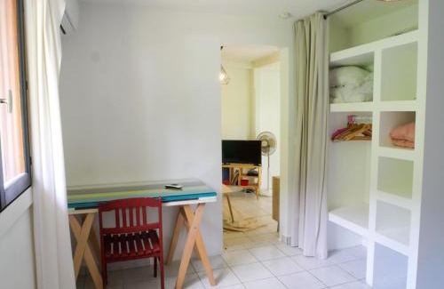 Riviere-Sens Apartamento | Ti Kaz Houelmont, Vue jardin tropical, proche plage de Rivière-Sens