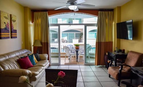 Marina Mazatlán Apartamento | Tiara Sands 302