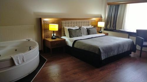 Cekirge Mahallesi Hotel | Tiara Thermal & SPA Hotel