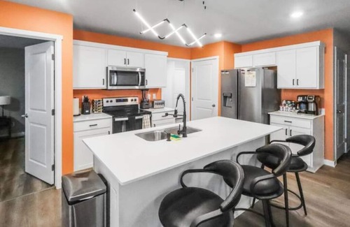 Gretna Casa | Tiburon Ranch 5 Bedroom 3 Bath 2 GB Internet