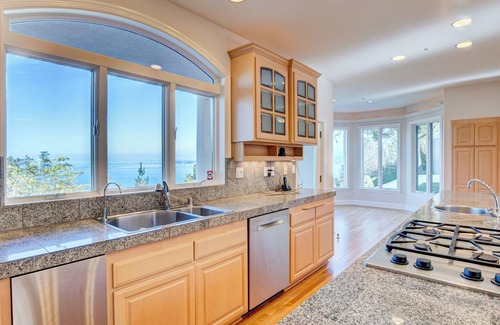 Tiburon Casa | Luxury 4bdr/3.5bt. spacious house with Bayview in Tiburon