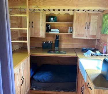 Lyonshall Otro | Tick Bridge cabin