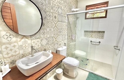 Manguinhos Casa | Tida Suítes Beija-Flor e Bem-te-vi