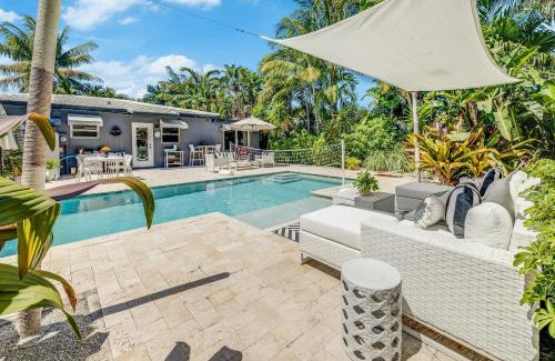 Poinsettia Heights Casa | Tidal by AvantStay Gorgeous Home Close to Beaches w Pool