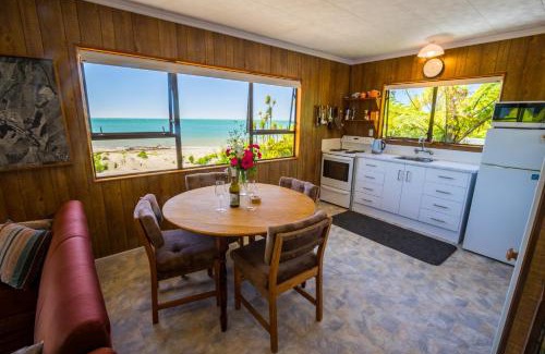 Collingwood Casa | Tidal Treasure - Collingwood Holiday Home