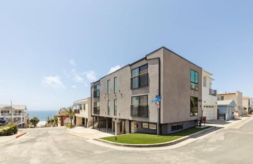 El Porto Apartamento | Tide House - Unit A - Modern Seaside 1BD w Parking
