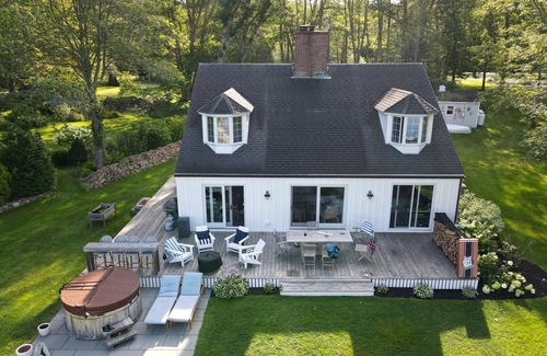 Boothbay Casa | Tidewatch your day away...