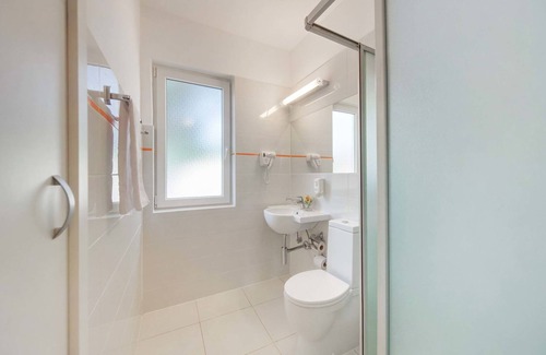Katoro Apartamento | Apartamento ordenado con microondas y Wi-Fi, a 3 km. de Umag