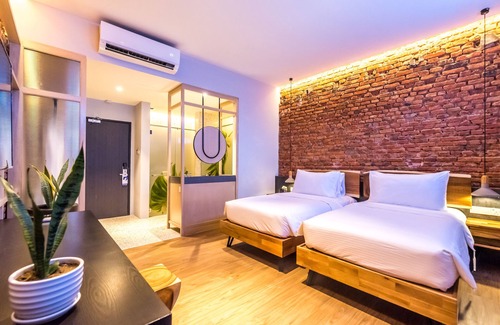 Downtown George Town Hotel | Tien Terrace