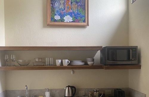 Escazú Cama Y Desayuno | Tierra Magica B&B and Art Studio