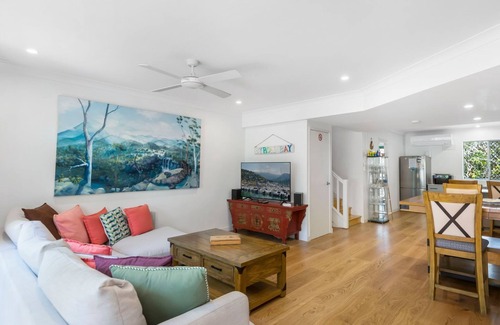 Belongil Casa | Tigerlily’s Easy Coastal holidaying in Byron Bay