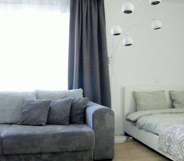 Tartu Apartamento | Tiigi str flats beside Old Town, parking Tartu Home