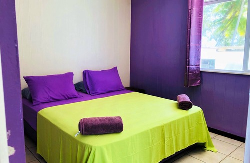 Tuherahera Cama Y Desayuno | TIKEHAU - Hina Pink Room