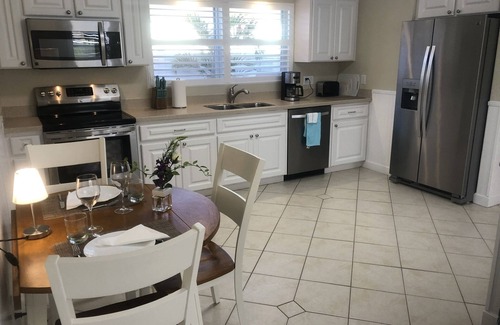 Englewood Apartamento | ¡Trato especial! Nuevo en el mercado. Disfruta tu SPA tropical