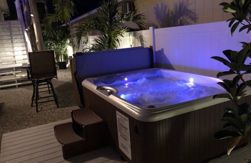 Englewood Apartamento | ¡Trato especial! Nuevo en el mercado. Disfruta tu SPA tropical