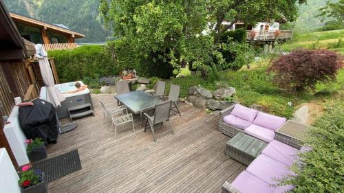 Les Bossons Chalet De Esquí | Tiki Lodge - hot tub & sauna