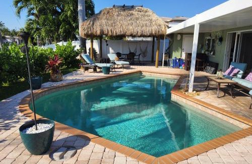 Garden Isles Casa | Tiki Pool Water Front Paradise