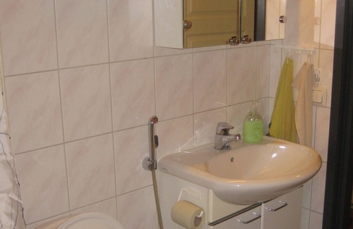 Vantaa City Centre Apartamento | TIKKURILA kaksio 43m2. Nice apartment near airport and train
