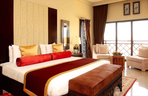 Madinat Zayed Hotel | Tilal Liwa Hotel