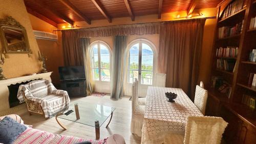 Sami Apartamento | Tilde on the beach, Apts - Sami Kefalonia