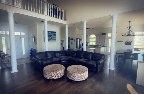 Winchester Casa | Tim's Ford Lake at Hopkins Point