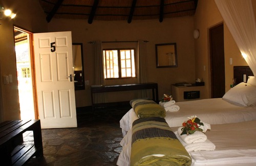 Thorny Bush Game Reserve Cabina | Timbavati Safari Lodge
