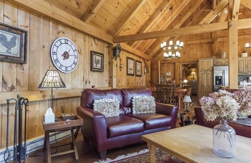 Windham Casa | Marco de madera a 5 minutos de Windham Mountain, alquiler perfecto para 2 familias