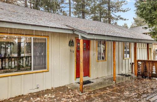 Boulder Bay Casa | Timber Pines Chalet~ Hot Tub~ Walk to Lake/Marina~