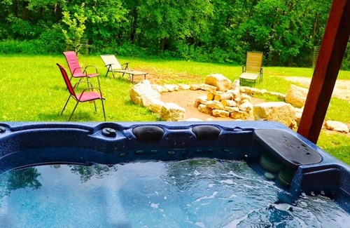 Harpers Ferry Cabina | Timber Ridge Hideaway