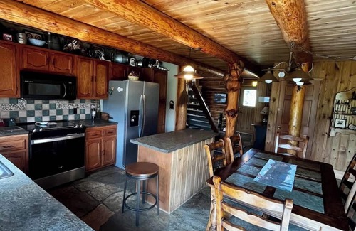 Bozeman Casa | Timberline Cabin Near Bozeman!